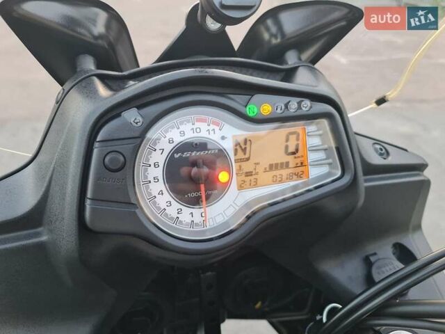 Білий Сузукі V-Strom 650, об'ємом двигуна 0.65 л та пробігом 31 тис. км за 6950 $, фото 22 на Automoto.ua