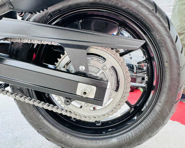 Білий Сузукі V-Strom 650, об'ємом двигуна 0.65 л та пробігом 30 тис. км за 8500 $, фото 14 на Automoto.ua