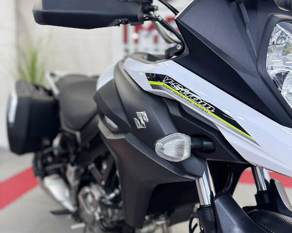 Білий Сузукі V-Strom 650, об'ємом двигуна 0.65 л та пробігом 30 тис. км за 8500 $, фото 20 на Automoto.ua