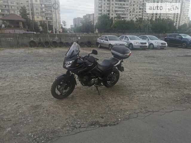 Черный Сузуки V-Strom 650, объемом двигателя 0.65 л и пробегом 33 тыс. км за 5500 $, фото 1 на Automoto.ua