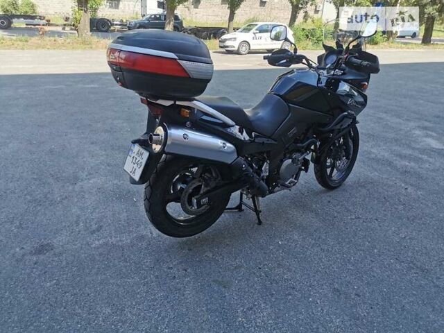 Черный Сузуки V-Strom 650, объемом двигателя 0.65 л и пробегом 33 тыс. км за 5500 $, фото 7 на Automoto.ua