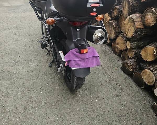 Чорний Сузукі V-Strom 650, об'ємом двигуна 0 л та пробігом 36 тис. км за 5300 $, фото 3 на Automoto.ua