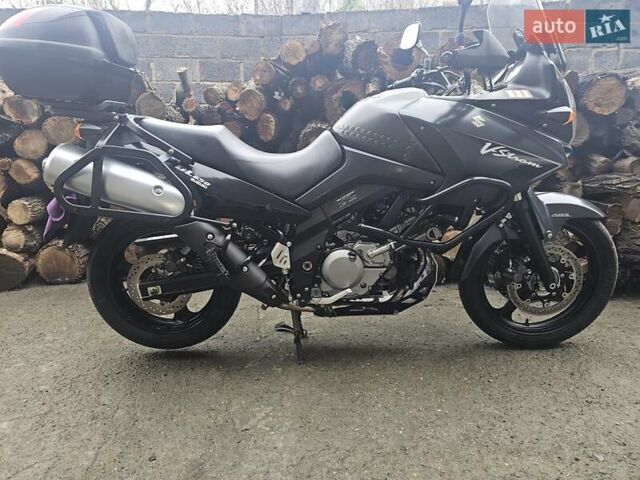 Чорний Сузукі V-Strom 650, об'ємом двигуна 0 л та пробігом 36 тис. км за 5300 $, фото 1 на Automoto.ua
