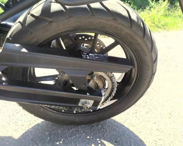 Черный Сузуки V-Strom 650, объемом двигателя 0.65 л и пробегом 31 тыс. км за 8300 $, фото 7 на Automoto.ua