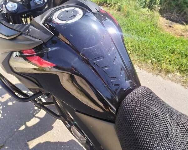 Черный Сузуки V-Strom 650, объемом двигателя 0.65 л и пробегом 31 тыс. км за 8300 $, фото 10 на Automoto.ua