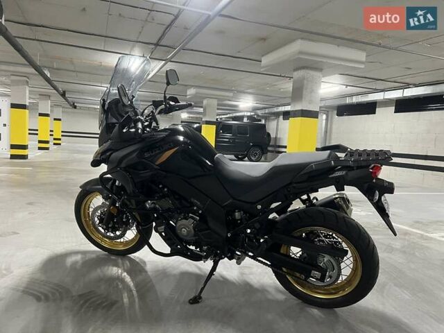 Черный Сузуки V-Strom 650, объемом двигателя 0.65 л и пробегом 5 тыс. км за 9900 $, фото 7 на Automoto.ua
