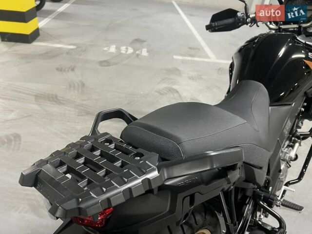 Черный Сузуки V-Strom 650, объемом двигателя 0.65 л и пробегом 5 тыс. км за 9900 $, фото 18 на Automoto.ua