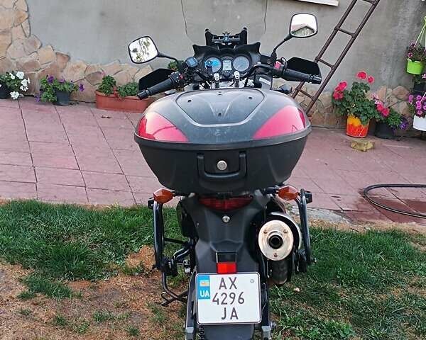 Чорний Сузукі V-Strom 650, об'ємом двигуна 0.65 л та пробігом 64 тис. км за 4400 $, фото 6 на Automoto.ua