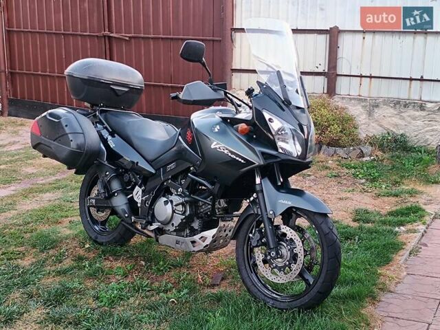 Чорний Сузукі V-Strom 650, об'ємом двигуна 0.65 л та пробігом 64 тис. км за 4400 $, фото 7 на Automoto.ua