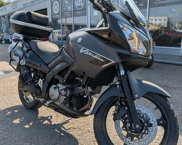 Чорний Сузукі V-Strom 650, об'ємом двигуна 0.65 л та пробігом 39 тис. км за 5199 $, фото 2 на Automoto.ua