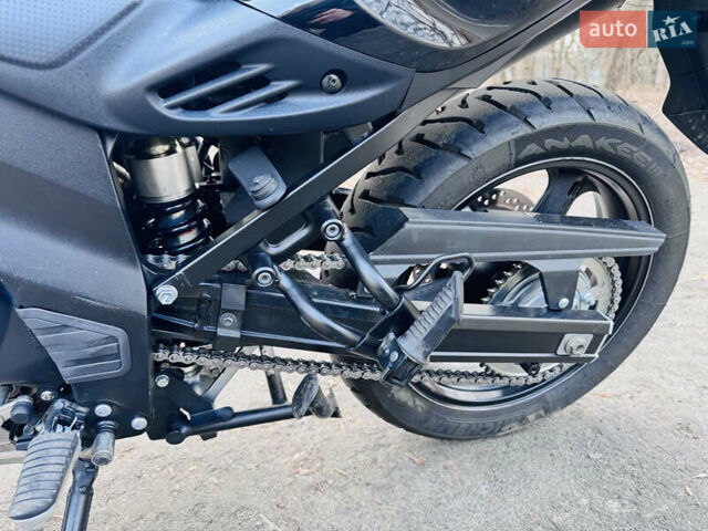 Черный Сузуки V-Strom 650, объемом двигателя 0.65 л и пробегом 40 тыс. км за 6700 $, фото 12 на Automoto.ua
