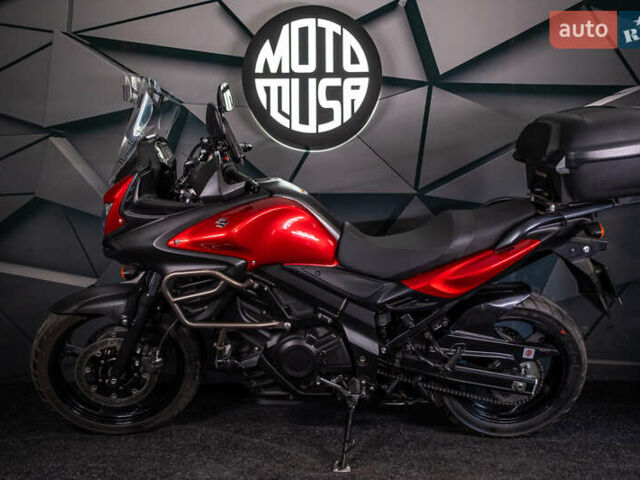 Красный Сузуки V-Strom 650, объемом двигателя 0.65 л и пробегом 11 тыс. км за 7700 $, фото 3 на Automoto.ua