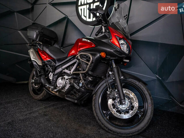 Красный Сузуки V-Strom 650, объемом двигателя 0.65 л и пробегом 11 тыс. км за 7700 $, фото 1 на Automoto.ua