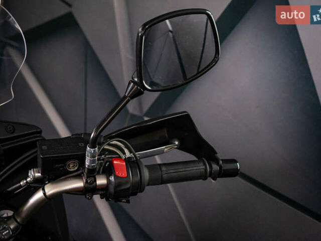 Красный Сузуки V-Strom 650, объемом двигателя 0.65 л и пробегом 11 тыс. км за 7700 $, фото 18 на Automoto.ua