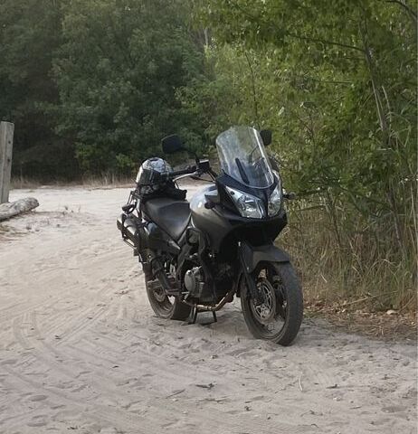 Сузуки V-Strom 650, объемом двигателя 0.65 л и пробегом 0 тыс. км за 4600 $, фото 10 на Automoto.ua