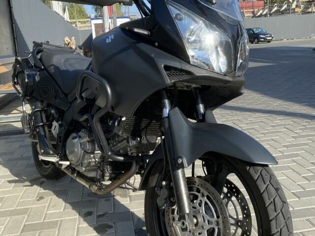 Сузуки V-Strom 650, объемом двигателя 0.65 л и пробегом 0 тыс. км за 4600 $, фото 1 на Automoto.ua