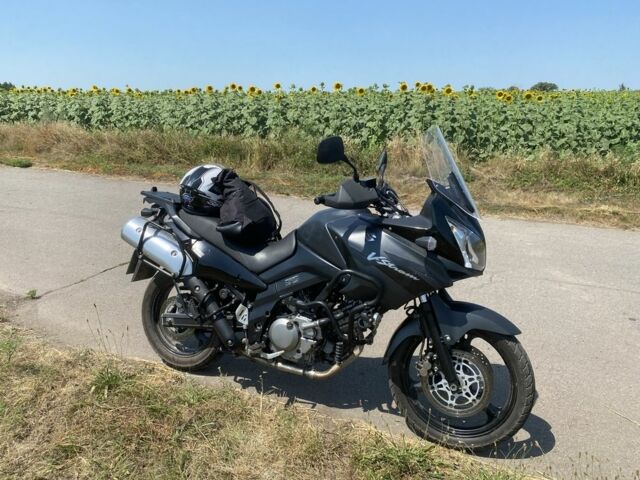 Сузуки V-Strom 650, объемом двигателя 0.65 л и пробегом 0 тыс. км за 4600 $, фото 11 на Automoto.ua