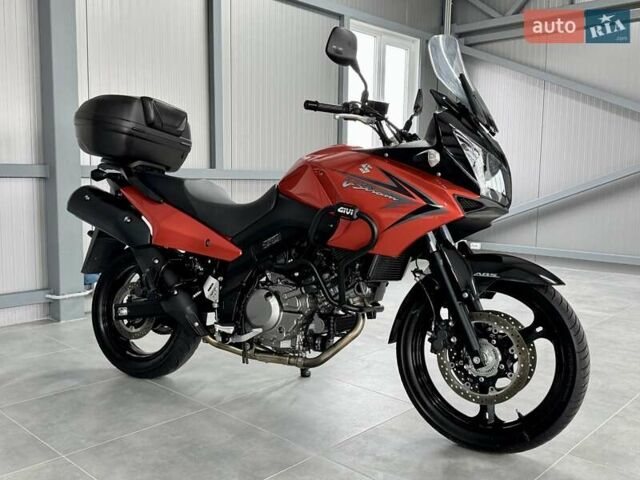 Сузуки V-Strom 650 2009 в Хмельницком на Automoto.ua Сузуки V-Strom 650, объемом двигателя 0.65 л и пробегом 20 тыс. км за 6299 $, фото 1 на Automoto.ua