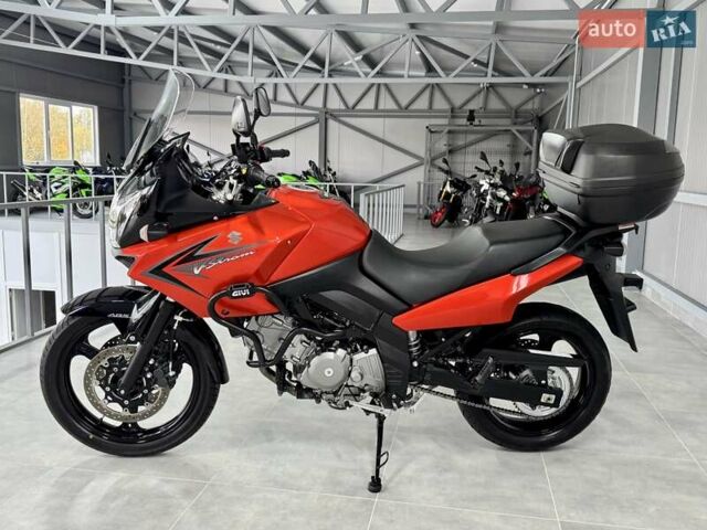 Сузуки V-Strom 650 2009 в Хмельницком на Automoto.ua Сузуки V-Strom 650, объемом двигателя 0.65 л и пробегом 20 тыс. км за 6299 $, фото 4 на Automoto.ua