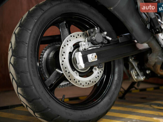 Сузуки V-Strom 650, объемом двигателя 0.65 л и пробегом 17 тыс. км за 7500 $, фото 16 на Automoto.ua