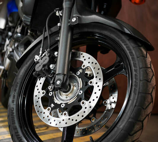 Сузуки V-Strom 650, объемом двигателя 0.65 л и пробегом 17 тыс. км за 7500 $, фото 17 на Automoto.ua
