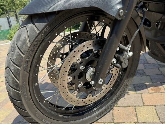 Сузуки V-Strom 650, объемом двигателя 0.65 л и пробегом 0 тыс. км за 8400 $, фото 6 на Automoto.ua