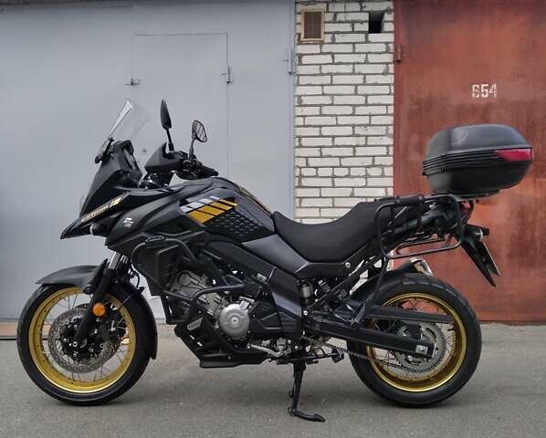 Сузуки V-Strom 650, объемом двигателя 0 л и пробегом 23 тыс. км за 9100 $, фото 1 на Automoto.ua