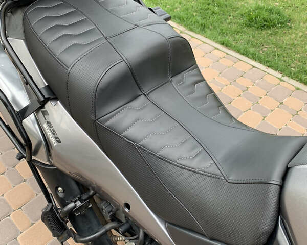 Сузуки V-Strom 650, объемом двигателя 0 л и пробегом 80 тыс. км за 5400 $, фото 11 на Automoto.ua