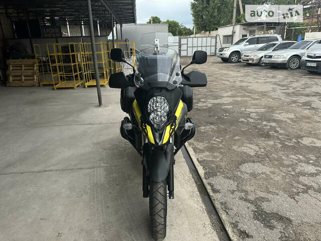 Жовтий Сузукі V-Strom 650, об'ємом двигуна 0.65 л та пробігом 9 тис. км за 9900 $, фото 16 на Automoto.ua