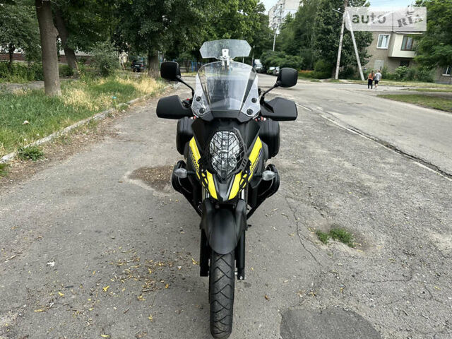 Жовтий Сузукі V-Strom 650, об'ємом двигуна 0.65 л та пробігом 9 тис. км за 9900 $, фото 20 на Automoto.ua