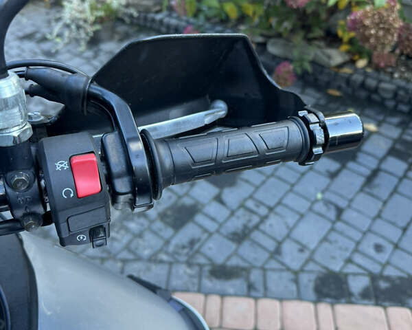 Серый Сузуки V-Strom 650, объемом двигателя 0.65 л и пробегом 54 тыс. км за 4500 $, фото 17 на Automoto.ua