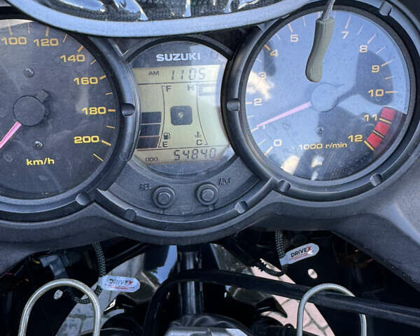 Серый Сузуки V-Strom 650, объемом двигателя 0.65 л и пробегом 54 тыс. км за 4500 $, фото 15 на Automoto.ua