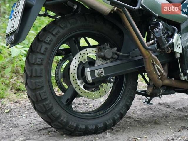 Серый Сузуки V-Strom 650, объемом двигателя 0.65 л и пробегом 52 тыс. км за 5800 $, фото 7 на Automoto.ua