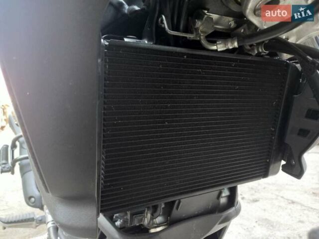 Серый Сузуки V-Strom 650, объемом двигателя 0 л и пробегом 7 тыс. км за 8200 $, фото 13 на Automoto.ua