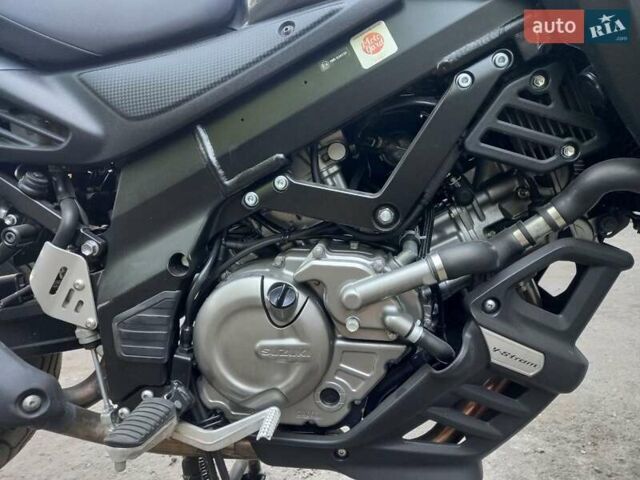 Серый Сузуки V-Strom 650, объемом двигателя 0 л и пробегом 7 тыс. км за 8200 $, фото 2 на Automoto.ua