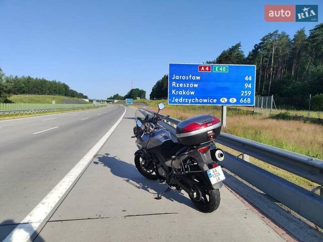 Сірий Сузукі V-Strom 650, об'ємом двигуна 0.65 л та пробігом 63 тис. км за 4990 $, фото 10 на Automoto.ua
