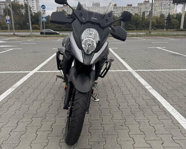 Серый Сузуки V-Strom 650, объемом двигателя 0.65 л и пробегом 10 тыс. км за 10000 $, фото 8 на Automoto.ua