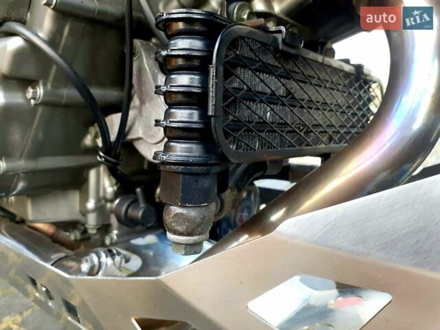 Синий Сузуки V-Strom 650, объемом двигателя 0.65 л и пробегом 36 тыс. км за 4700 $, фото 27 на Automoto.ua