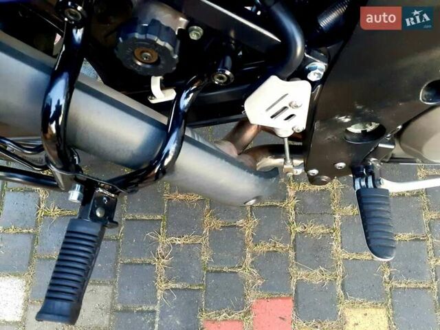 Синий Сузуки V-Strom 650, объемом двигателя 0.65 л и пробегом 36 тыс. км за 4700 $, фото 11 на Automoto.ua