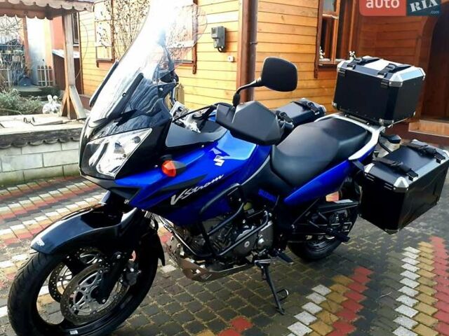 Синий Сузуки V-Strom 650, объемом двигателя 0.65 л и пробегом 36 тыс. км за 4700 $, фото 3 на Automoto.ua