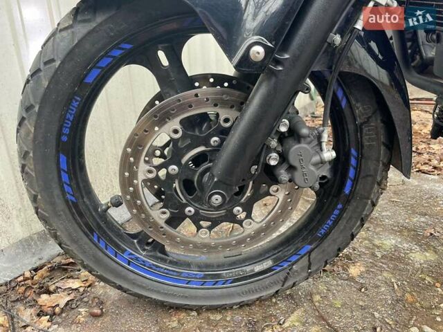 Синій Сузукі V-Strom 650, об'ємом двигуна 0.65 л та пробігом 5 тис. км за 5500 $, фото 15 на Automoto.ua