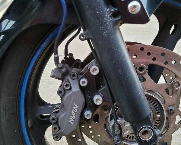 Синій Сузукі V-Strom 650, об'ємом двигуна 0.65 л та пробігом 85 тис. км за 4850 $, фото 8 на Automoto.ua