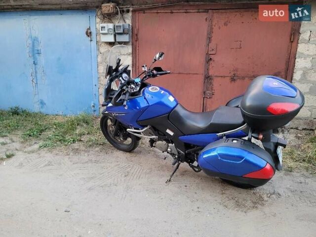 Синій Сузукі V-Strom 650, об'ємом двигуна 0.65 л та пробігом 85 тис. км за 4850 $, фото 2 на Automoto.ua