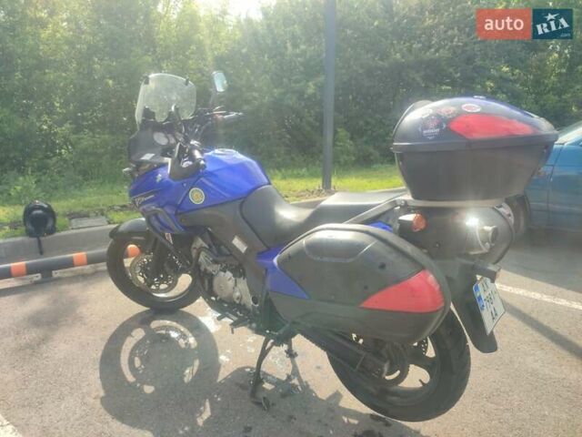 Синий Сузуки V-Strom 650, объемом двигателя 0.65 л и пробегом 65 тыс. км за 5000 $, фото 3 на Automoto.ua