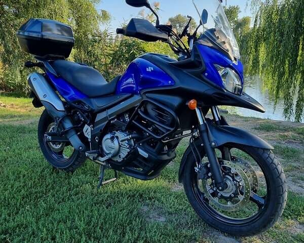 Синий Сузуки V-Strom 650, объемом двигателя 0 л и пробегом 18 тыс. км за 7500 $, фото 2 на Automoto.ua