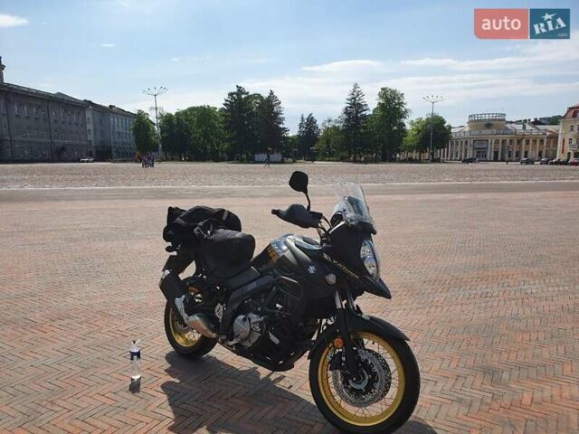 Черный Сузуки V-Strom 650/XT, объемом двигателя 0.65 л и пробегом 32 тыс. км за 8790 $, фото 6 на Automoto.ua