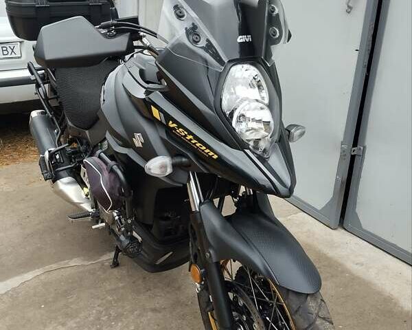 Черный Сузуки V-Strom 650/XT, объемом двигателя 0.65 л и пробегом 40 тыс. км за 8200 $, фото 5 на Automoto.ua