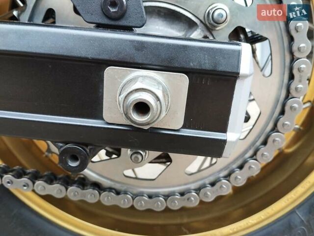 Черный Сузуки V-Strom 650/XT, объемом двигателя 0.65 л и пробегом 40 тыс. км за 8200 $, фото 6 на Automoto.ua