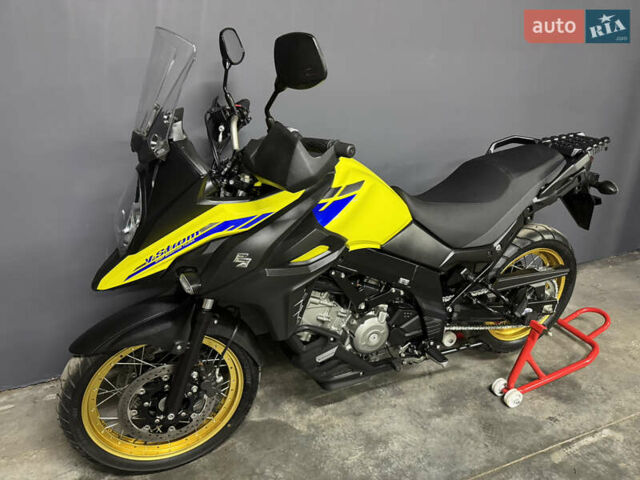 Сузуки V-Strom 650/XT, объемом двигателя 0.65 л и пробегом 4 тыс. км за 9900 $, фото 3 на Automoto.ua