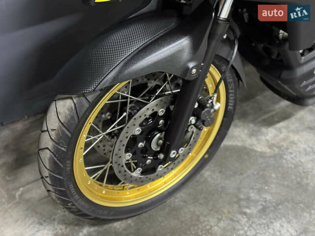Сузуки V-Strom 650/XT, объемом двигателя 0.65 л и пробегом 4 тыс. км за 9900 $, фото 18 на Automoto.ua